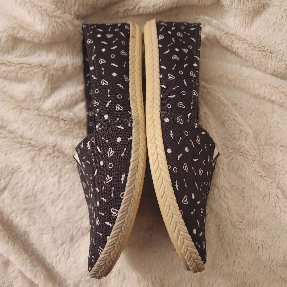 Moleca Slip On Shoes-7